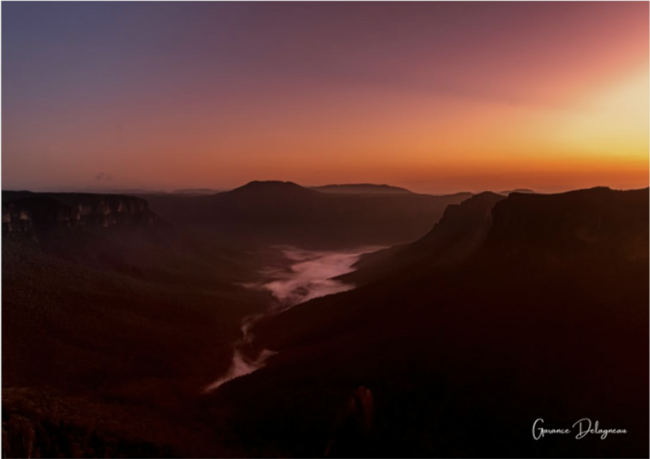 Sunset Photo of the Blue mountains, Evans Lookout